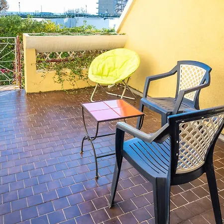 Apartment Senigallia, Bilocale Fronte Mare Con Giardino - Se040 *