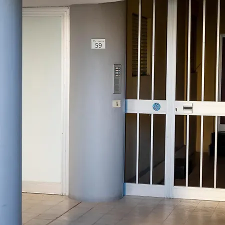 Senigallia, Bilocale Fronte Mare Con Giardino - Se040 Apartamento *