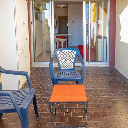 Apartamento Senigallia, Bilocale Fronte Mare Con Giardino - Se040 *